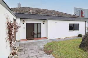 Wohnen im Grünen: Winkelbungalow mit Einliegerwohnung in Mühlacker-Dürrmenz – Die vollständige Adresse der Immobilie erhältst du vom Anbieter., 75417 Mühlacker – Vorschaubild 23