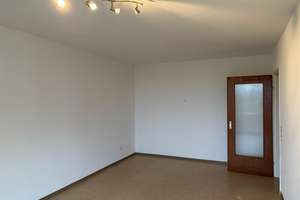 2‑Zimmer‑Wohnung mit Gestaltungsspielraum in Reutlingen‑Orschel‑Hagen – Die vollständige Adresse der Immobilie erhältst du vom Anbieter., 72760 Reutlingen-Mitte, Reutlingen – Vorschaubild 3