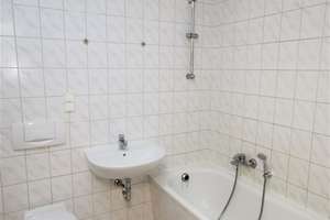 *** Günstige 3-Zimmer mit Abstellraum, Wannenbad, in beliebter Wohnlage!!! *** – Krügerstraße 1, 9131 Ebersdorf, Chemnitz – Vorschaubild 9