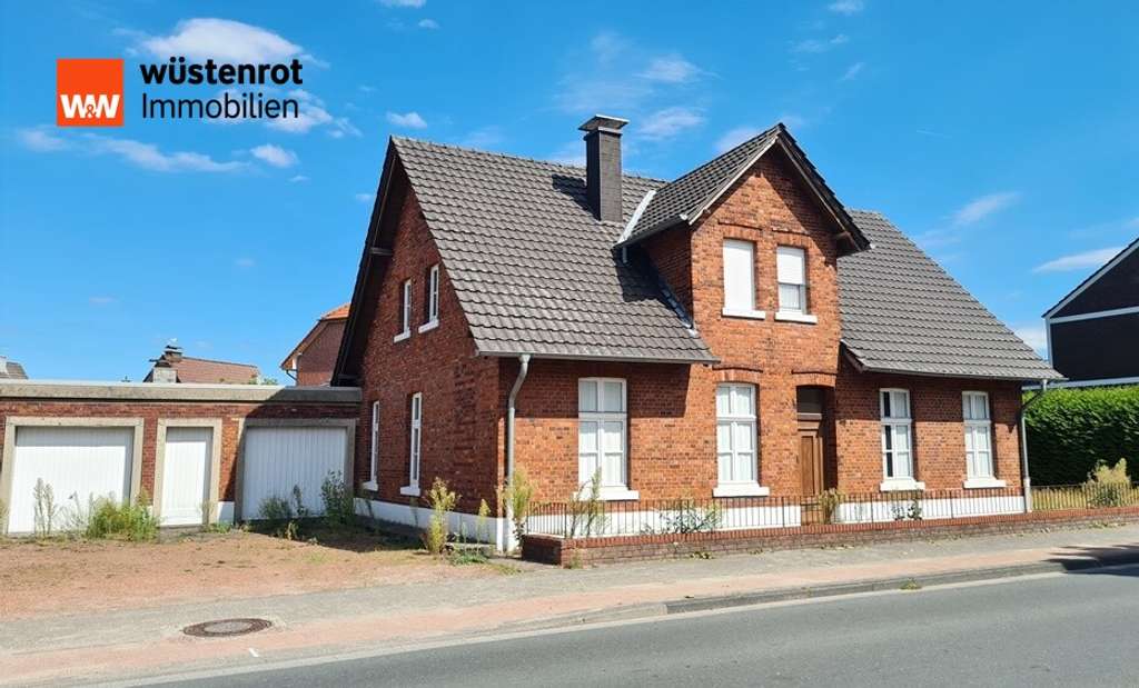 Immobilie in Borken - Freihstehendes Einfamilienhaus mit 1325 m² Grundstück - Bild 0