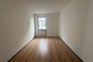 Innenstadt: Attraktive 5-Zimmer-Wohnung zu vermieten – Die vollständige Adresse der Immobilie erhältst du vom Anbieter., 73033 Göppingen – Vorschaubild 4