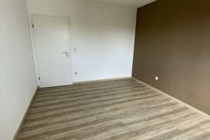 3-Zimmer-Eigentumswohnung mit Balkon & Aussicht – ruhig gelegen in Henfenfeld  ohne Makler – Höhenweg 2, 91239 Henfenfeld – Vorschaubild 13