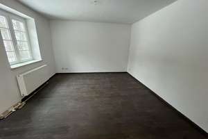 Moderne Erdgeschosswohnung mit Balkon ins Grüne – ab sofort verfügbar – Bürgerallee 4, 42281 Barmen, Wuppertal – Vorschaubild 2