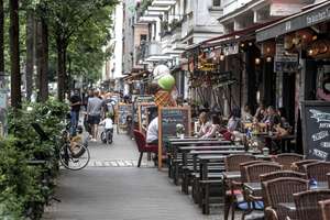 Wohnen ohne Kompromisse: 4-Zimmer-Wohnung mit zwei Bädern, Balkon zum ruhigen Innenhof und Aufzug – Holteistraße 5a, 10245 Friedrichshain, Berlin – Vorschaubild 11