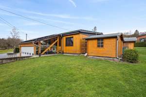 Luxuriöses Ferienhaus mit Sauna, nachhaltiger Technik und hochwertiger Ausstattung – Die vollständige Adresse der Immobilie erhältst du vom Anbieter., 59872 Meschede – Vorschaubild 1