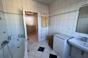 Großzügiges, Mehrfamilienhaus in Lindschied zu verkaufen – Rheingau-Taunus-Kreis – Vorschaubild 24