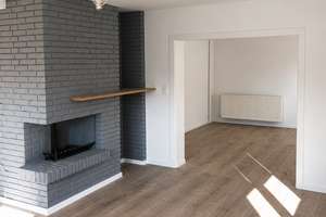 Große 6-Zimmer-Erdgeschosswohnung mit Terrasse und eigenem Gartenanteil – Die vollständige Adresse der Immobilie erhältst du vom Anbieter., 38442 Ehmen, Wolfsburg – Vorschaubild 2