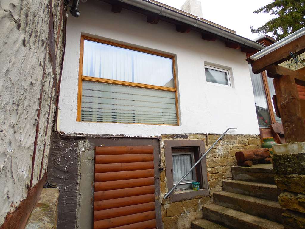 Immobilie in Bad Rappenau - Individuell nutzbar, egal ob Zweifamilienhaus oder Mehrfamilienhaus - Bild 1