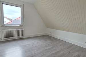 Moderne Wohnung im DG: Einbauküche inklusive – Die vollständige Adresse der Immobilie erhältst du vom Anbieter., 33647 Brackwede, Bielefeld – Vorschaubild 6