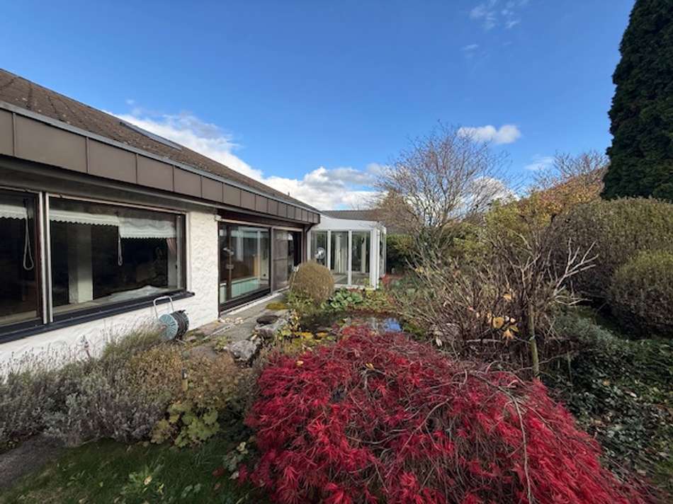 Rückansicht m. Wintergarten