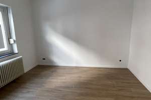 +++ Komplett sanierte 3 Zimmer Whg. mit Tageslichtbad & Gartenmitbenutzung +++ – Kuller Straße 110, 42651 Solingen-Mitte, Solingen – Vorschaubild 15