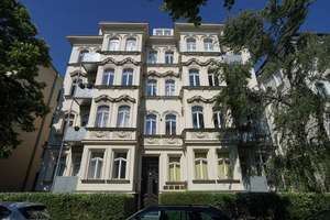 Charmante 4-Zimmer-Wohnung mit 2 Balkonen in der Südvorstadt