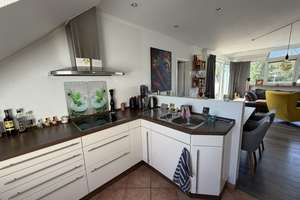 *Moderne 4-Zimmerwohnung mit toller Dachterrasse - Leinemasch in Laatzen-Grasdorf*Alter Dorfkern* – Langer Brink 28, 30880 Laatzen – Vorschaubild 8