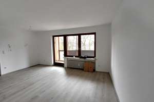 Jakobervorstadt: Helle, großzügige, vermietete 4-Zimmer-Eigentumswohnung an der Oblatterwallstraße – Die vollständige Adresse der Immobilie erhältst du vom Anbieter., 86153 Jakobervorstadt-Nord, Augsburg – Vorschaubild 5