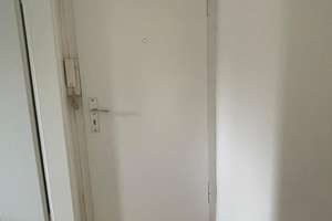 Helle 3-Zimmer-Dachgeschosswohnung mit, Badewanne & optionaler EBK in Wuppertal-Barmen – Die vollständige Adresse der Immobilie erhältst du vom Anbieter., 42281 Barmen, Wuppertal – Vorschaubild 2
