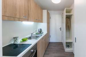 Möblierte Komfort-Apartments mit Terrasse im "AAL INN city" - NUR für Studenten & Praktikanten – Brunnenstraße 25, 73430 Stadtmitte, Aalen – Vorschaubild 1