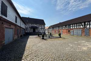 Historisches Hofensemble mit  Garten für kreative Lebensentwürfe - Grundstück mit Maschinenhalle zus – Die vollständige Adresse der Immobilie erhältst du vom Anbieter., 35085 Ebsdorfergrund – Vorschaubild 5