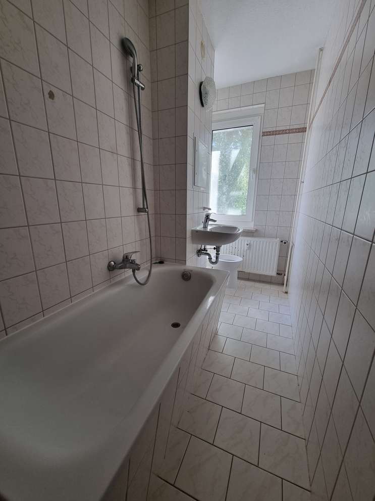 Bad mit Wanne