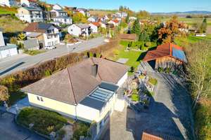 Großzügiger Bungalow, mit separatem Baugrundstück, Lagerhalle und Einliegerwohnung – Die vollständige Adresse der Immobilie erhältst du vom Anbieter., 94099 Ruhstorf an der Rott – Vorschaubild 2