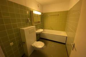 Schöne 2-Zimmer-Wohnung – Charlottenburger Chaussee 105, 13597 Wilhelmstadt, Berlin – Vorschaubild 6