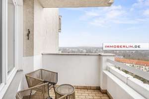 IMMOBERLIN.DE - Exquisite Wohnung mit Balkon beim Kurfürstendamm – Die vollständige Adresse der Immobilie erhältst du vom Anbieter., 14193 Grunewald, Berlin – Vorschaubild 3