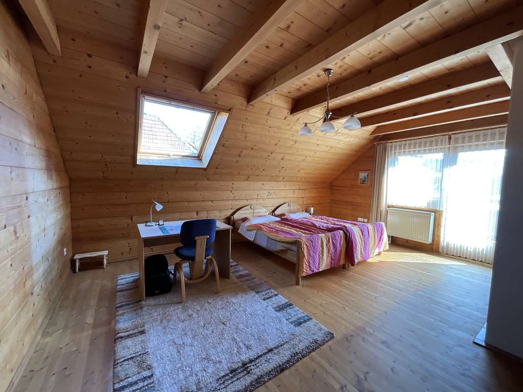 Immobilie in Sinzheim - Wohnen im Holz-Blockhaus - Natürlich. Wertig. Einzigartig. - Bild 3