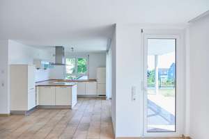 Exklusive, bezugsfreie 3,5-Zimmer-Gartengeschosswohnung in Toplage von Allmannsdorf-Staad – Die vollständige Adresse der Immobilie erhältst du vom Anbieter., 78464 Allmannsdorf, Konstanz – Vorschaubild 9