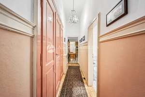 Stuck, Dielen & Flügeltüren: Altbau-Juwel in begehrter Seitenstraße am KuDamm! – Giesebrechtstraße 12, 10629 Charlottenburg, Berlin – Vorschaubild 17