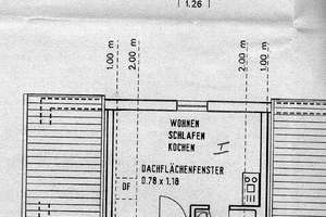  Gemütliches, möbliertes Dachgeschoss-Apartment mit Stellplatz in Erlangen-Büchenbach – Die vollständige Adresse der Immobilie erhältst du vom Anbieter., 91056 Büchenbach West, Erlangen – Vorschaubild 2