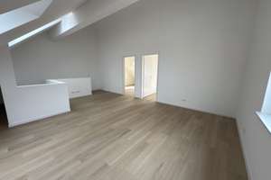 Modernes, energieeffizientes Reihenhaus in Unterneukirchen – Erstbezug – Tüßlinger Straße 16a, 84579 Unterneukirchen – Vorschaubild 2
