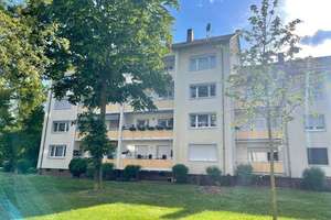 GELEGENHEIT IN FRANKFURT-GRIESHEIM: Moderne 4-Zimmer Wohnung mit Flair und Balkon... – 65933 Griesheim, Frankfurt am Main – Vorschaubild 1