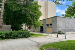 Helle 1-Zimmer Wohnung im 5. OG  - Schwimmbad in der Wohnanlage – Plievierpark 18, 81737 Neuperlach, München – Vorschaubild 22