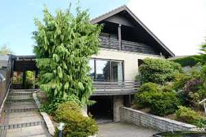 420 - Schönes Einfamilienhaus (freistehend) mit Garage und großem Garten in Lindlar – Talstr. 1X, 51789 Oberbergischer Kreis – Vorschaubild 1