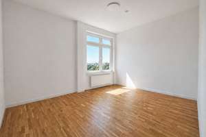 Weitblick: 3-Zimmer-Wohnung zum Kauf mit Balkon in Berlin-Schmagendorf – Die vollständige Adresse der Immobilie erhältst du vom Anbieter., 14193 Schmargendorf, Berlin – Vorschaubild 2