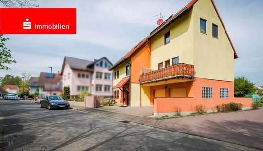 Bild von Bad Homburg: Freistehendes Einfamilienhaus mit Garten & zwei Garagen in Ober-Erlenbach
