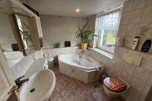 Zweifamilienhaus mit großem Grundstück und Panoramablick – Die vollständige Adresse der Immobilie erhältst du vom Anbieter., 8626 Adorf/Vogtland – Vorschaubild 6