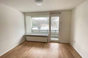 1-Zimmer-Appartement mit Balkon und Einbauküche ! – Bevenser Weg 3, 30625 Heideviertel, Hannover – Vorschaubild 1