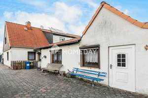 Solides Reihenendhaus mit großem Grundstück in Magdeburg-Nordwest – Die vollständige Adresse der Immobilie erhältst du vom Anbieter., 39128 Nordwest, Magdeburg – Vorschaubild 2