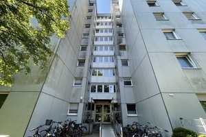 Wo das Leben spielt - individuelles 1-Zimmer-Appartment – Burmesterstr. 8, 80939 München – Vorschaubild 9
