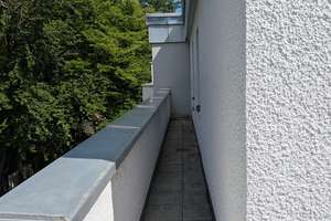 Erstbezug nach Renovierung: helle 1,5-Zimmer-Wohnung mit großer West-Dachterrasse in München-Solln – Wolfratshauser Straße 135a, 81479 Thalkirchen, München – Vorschaubild 17
