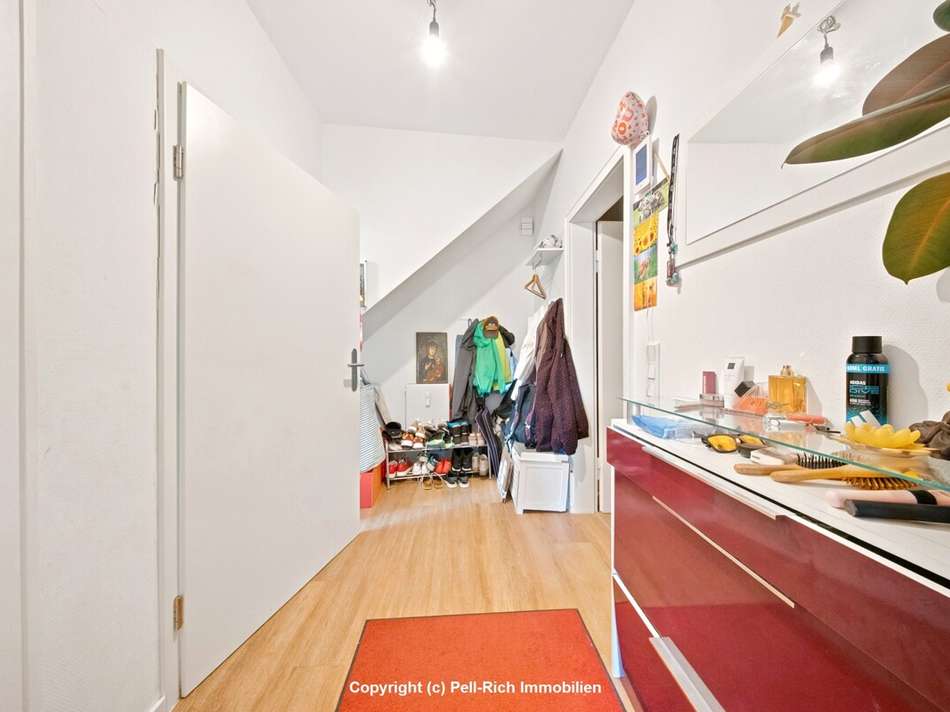 Flur EG Wohnung vorne
