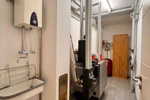 Großes Einfamilienhaus - Baujahr 2006 - mit 1.916 m² Grundstück, Doppelgarage & Homeoffice-Potenzial – Krottenseer Hauptstraße 14, 91284 Neuhaus an der Pegnitz – Vorschaubild 51
