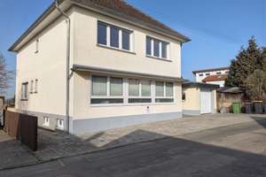 Einfamilienhaus – Erstbezug nach Sanierung | Großer Garten | Fernsicht