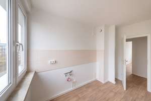 frisch sanierte 3-Zimmerwohnung, Küche u. Bad mit Fenster – Akener Bogen 4, 6124 Westliche Neustadt, Halle (Saale) – Vorschaubild 4