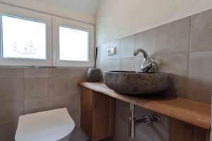 Einfamilienhaus mit Einliegerwohnung, Swimming Pool und idyllischem Garten – Eichendorffstraße 2, 89423 Gundelfingen an der Donau – Vorschaubild 23