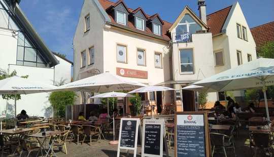 Bild von Top-Gelegenheit! Vermietetes Bistro und 2 Wohneinheiten in zentraler Lage von Hofheim zu verkaufen.
