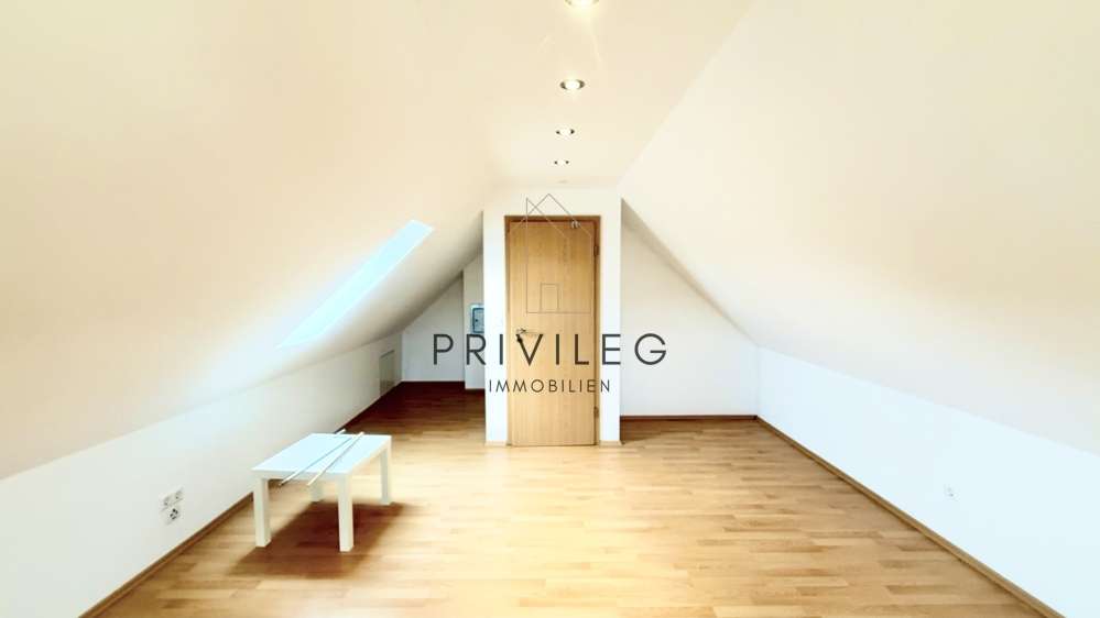 Immobilie in Ittlingen - Moderne, helle Doppelhaushälfte in sehr guter Lage von Ittlingen - Bild 9