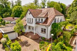 Stilvolle Villa in erstklassiger Lage von Dreieichenhain – Die vollständige Adresse der Immobilie erhältst du vom Anbieter., 63303 Dreieich – Vorschaubild 3