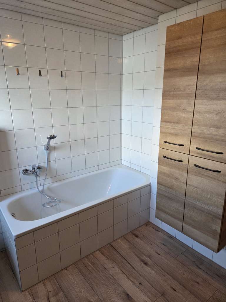 Immobilie in Großmehring - Helle Eigentumswohnung mit 2 Bädern, Balkon und Garage in Großmehring - Bild 4