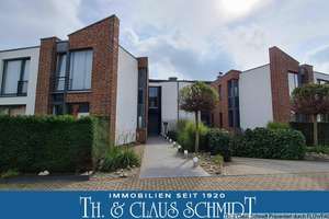 Beste Zentrumslage: Hochwertige 3 Zimmer-ETW mit TG-Stellplatz